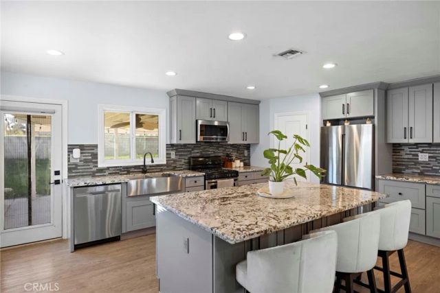 2844 S Cypress Point, Ontario, CA 91761