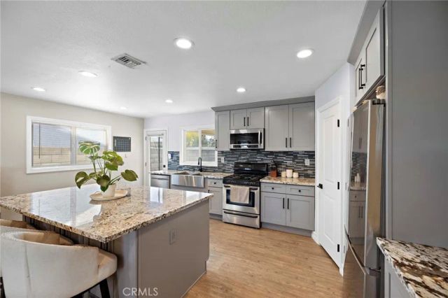 2844 S Cypress Point, Ontario, CA 91761