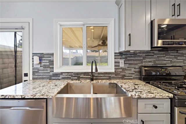 2844 S Cypress Point, Ontario, CA 91761