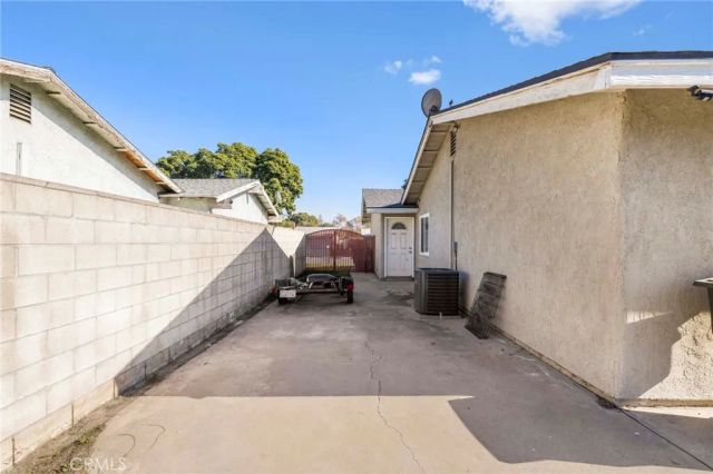 2844 S Cypress Point, Ontario, CA 91761