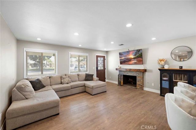 2844 S Cypress Point, Ontario, CA 91761