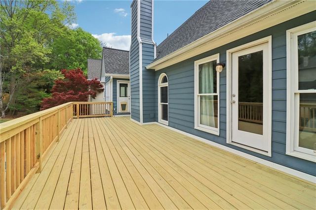 145 Glen Holly Drive, Roswell, GA 30076