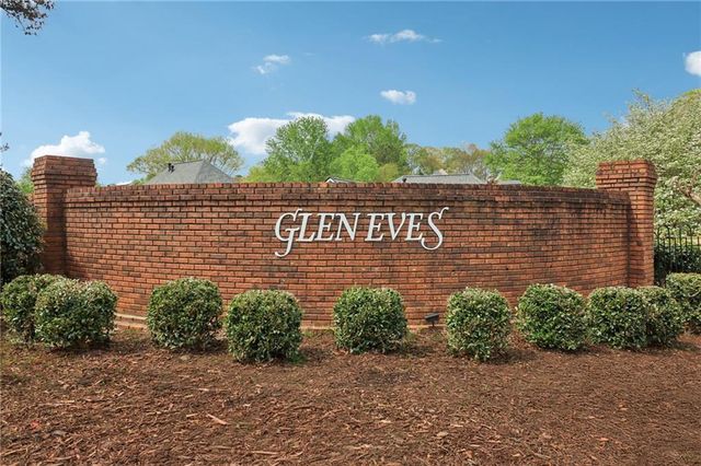 145 Glen Holly Drive, Roswell, GA 30076