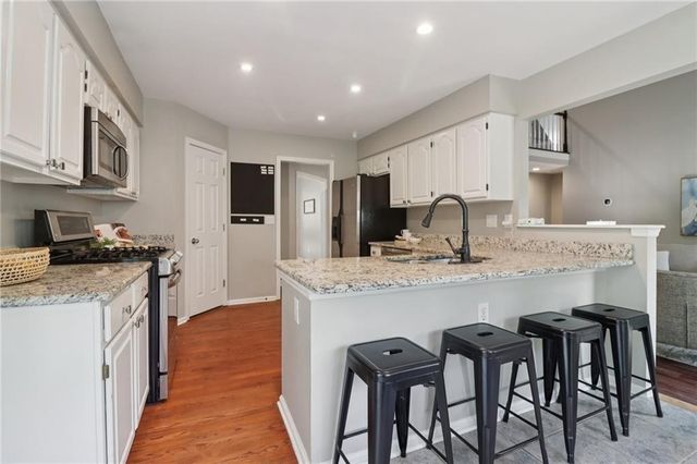 145 Glen Holly Drive, Roswell, GA 30076