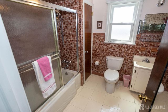 2 John Street, South River, NJ 08882