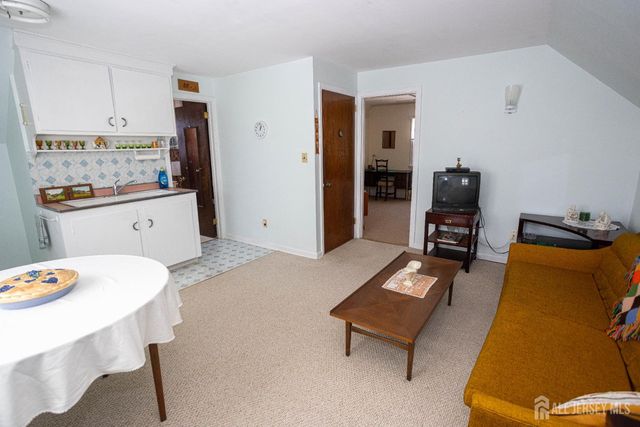 2 John Street, South River, NJ 08882