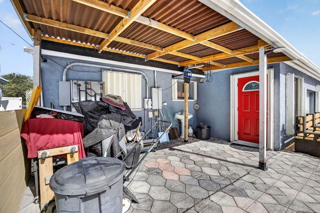 1660 SW 48TH Avenue, Fort Lauderdale, FL 33317