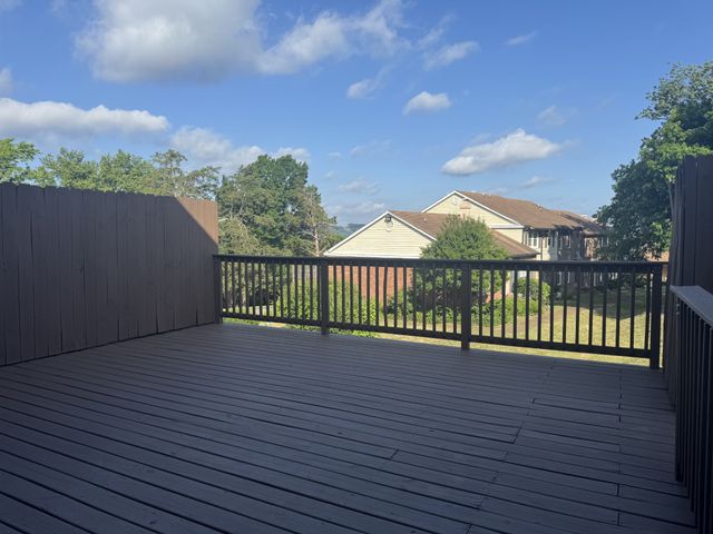 450 Huntington Ridge Dr, Nashville, TN 37211