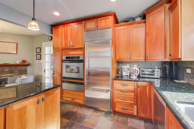 409 S Berkley Avenue, Elmhurst, IL 60126