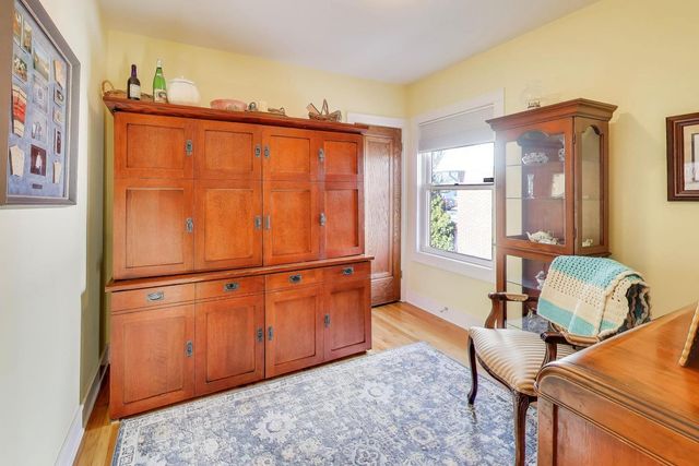 409 S Berkley Avenue, Elmhurst, IL 60126