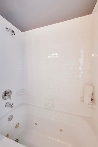 409 S Berkley Avenue, Elmhurst, IL 60126