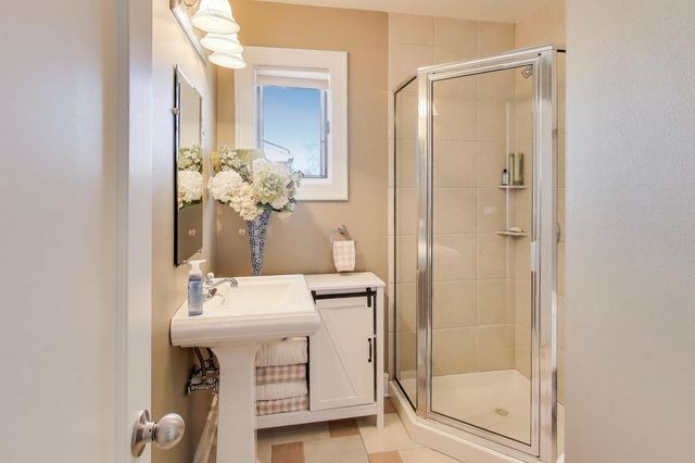 409 S Berkley Avenue, Elmhurst, IL 60126