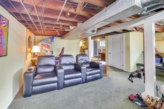 409 S Berkley Avenue, Elmhurst, IL 60126