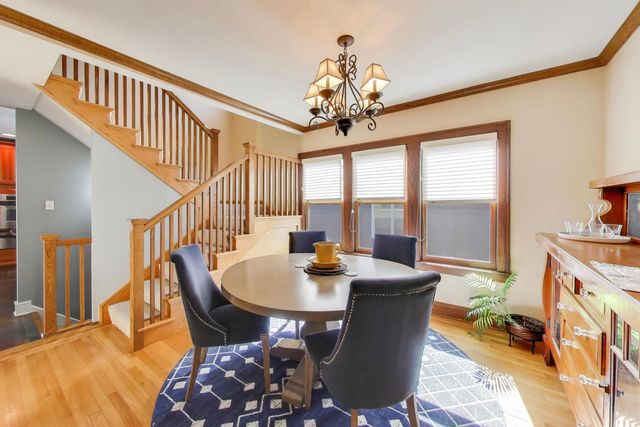 409 S Berkley Avenue, Elmhurst, IL 60126