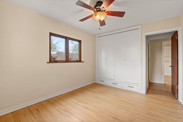 2723 MCEARL Avenue SE, Albuquerque, NM 87106