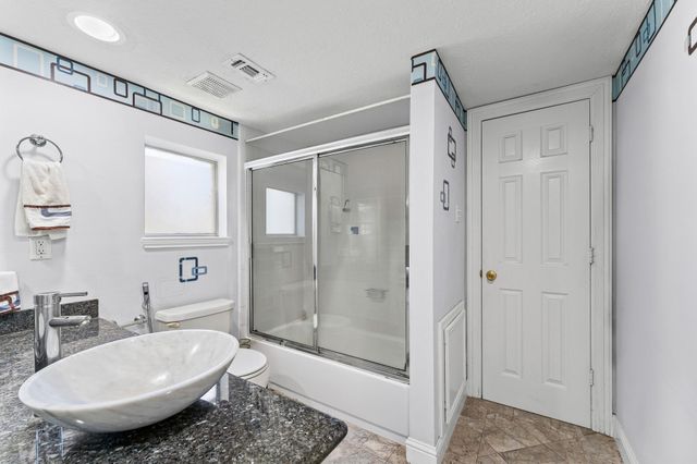 6015 Pebble Beach Drive, Houston, TX 77069