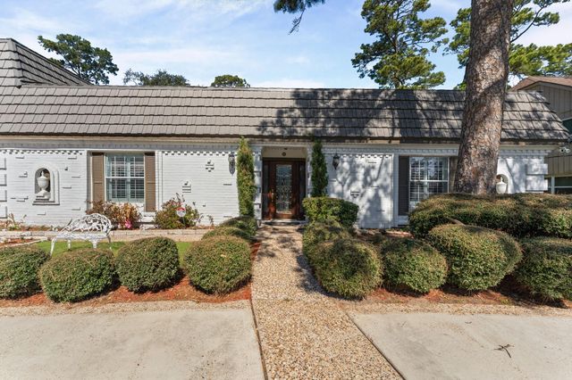 6015 Pebble Beach Drive, Houston, TX 77069