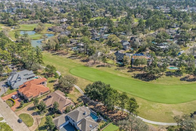 6015 Pebble Beach Drive, Houston, TX 77069