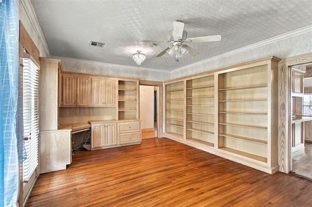 909 5th, Lake Charles, LA 70601