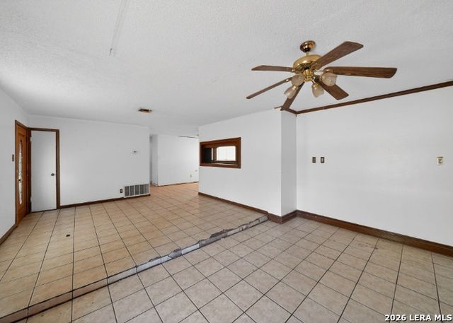 2203 COLONY DR, Hondo, TX 78861