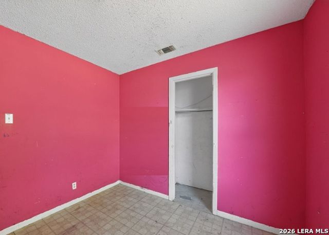2203 COLONY DR, Hondo, TX 78861