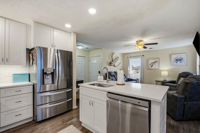 706 Jerdon Circle, North Myrtle Beach, SC 29582