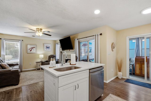 706 Jerdon Circle, North Myrtle Beach, SC 29582