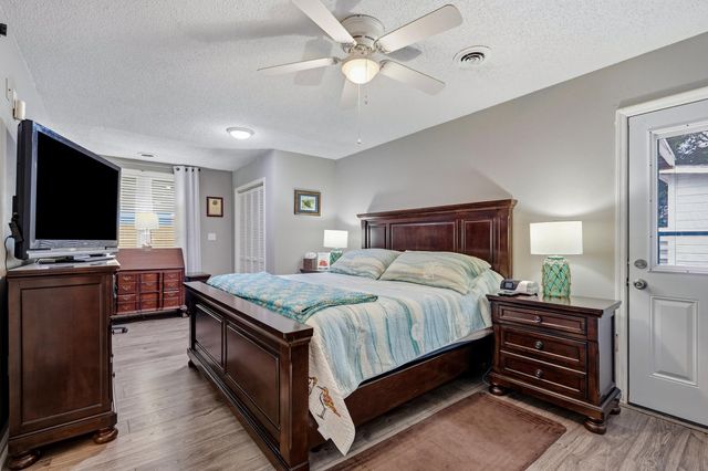 706 Jerdon Circle, North Myrtle Beach, SC 29582