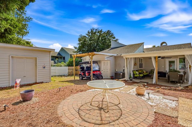 706 Jerdon Circle, North Myrtle Beach, SC 29582