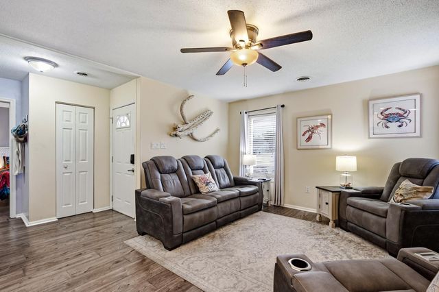 706 Jerdon Circle, North Myrtle Beach, SC 29582