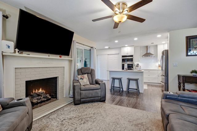 706 Jerdon Circle, North Myrtle Beach, SC 29582