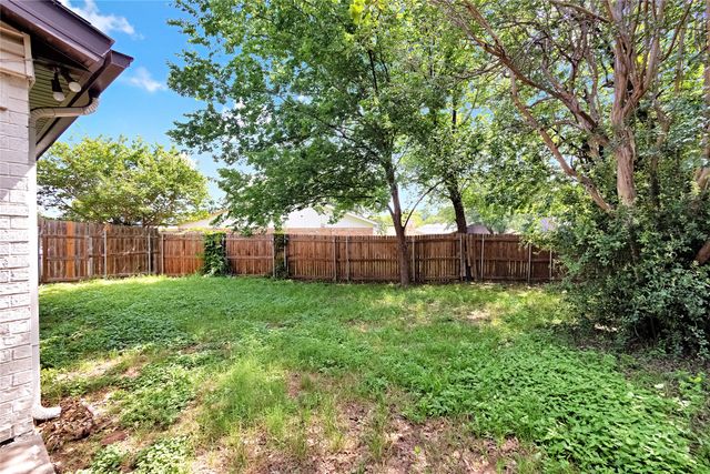 4808 Butterfield Road, Arlington, TX 76017
