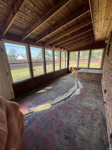 3705 N New York Avenue, Muncie, IN 47304