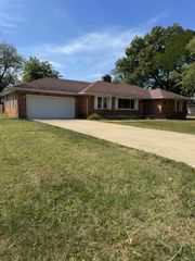 3705 N New York Avenue, Muncie, IN 47304