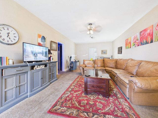 1840 S Water St, Wichita, KS 67213