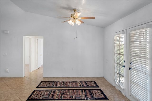 15155 Apache, Apple Valley, CA 92307