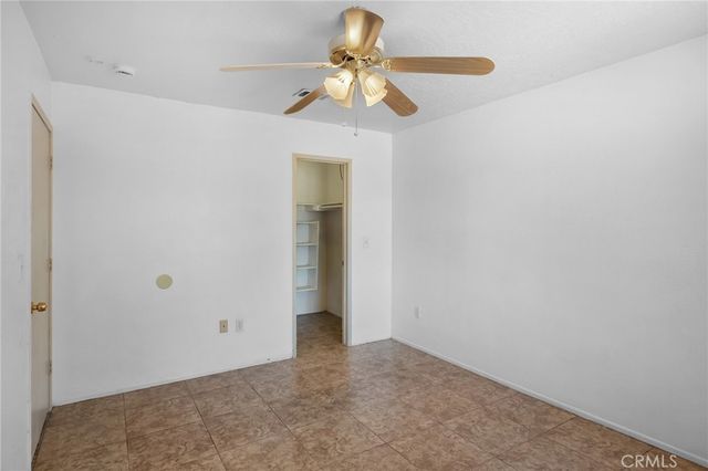 15155 Apache, Apple Valley, CA 92307
