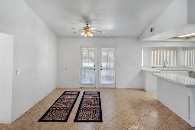 15155 Apache, Apple Valley, CA 92307