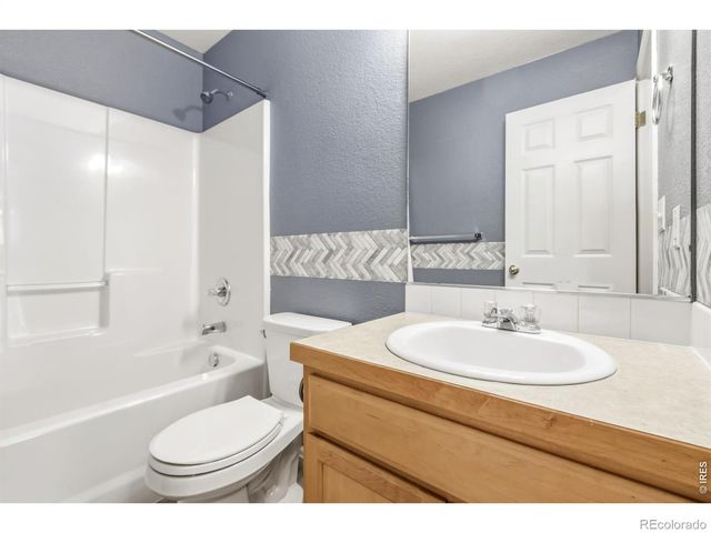 1704 86th Avenue, Greeley, CO 80634