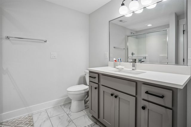 10324 Hidden Valley Drive, Johnston, IA 50131