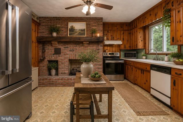 8029 MOLLY PITCHER HIGHWAY, Shippensburg, PA 17257