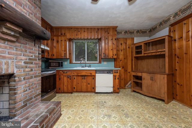 8029 MOLLY PITCHER HIGHWAY, Shippensburg, PA 17257