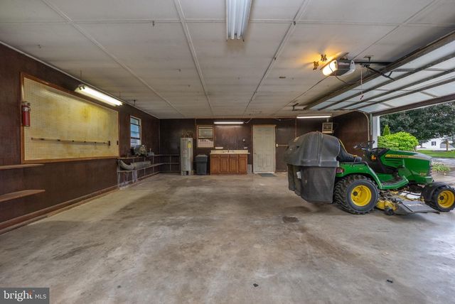 8029 MOLLY PITCHER HIGHWAY, Shippensburg, PA 17257