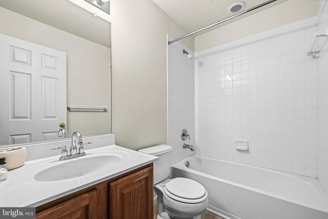 4614 DIAMOND RIDGE LN, White Plains, MD 20695