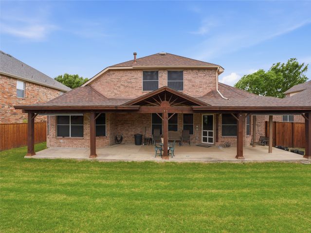 10002 River Bend Drive, Rowlett, TX 75089