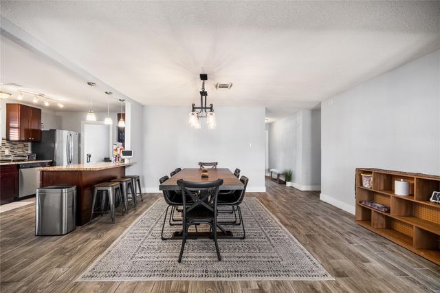10906 Sagecrest Lane, Houston, TX 77089