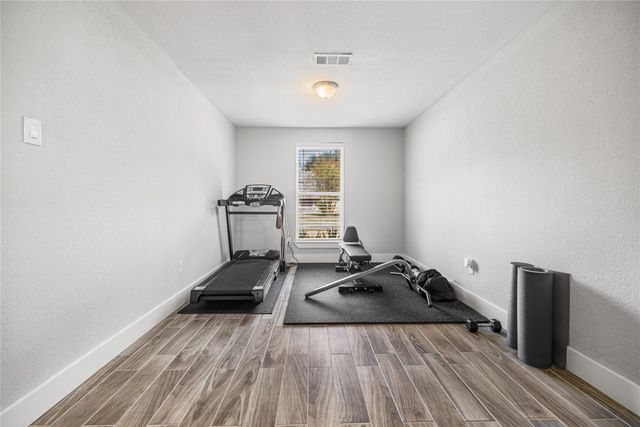 10906 Sagecrest Lane, Houston, TX 77089