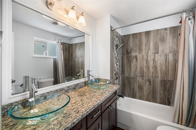 10906 Sagecrest Lane, Houston, TX 77089