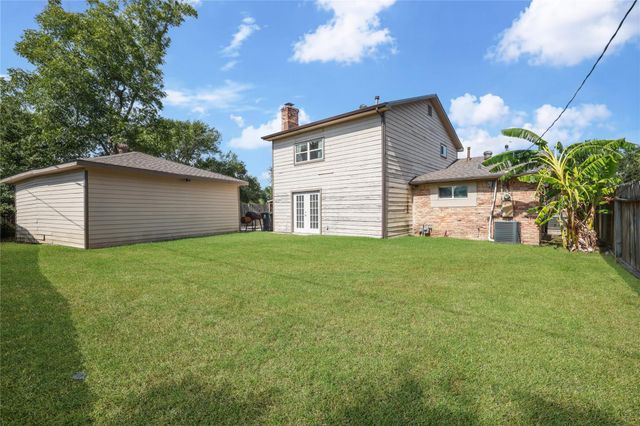 10906 Sagecrest Lane, Houston, TX 77089