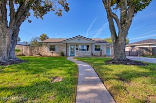 942 16TH Avenue N, Jacksonville Beach, FL 32250